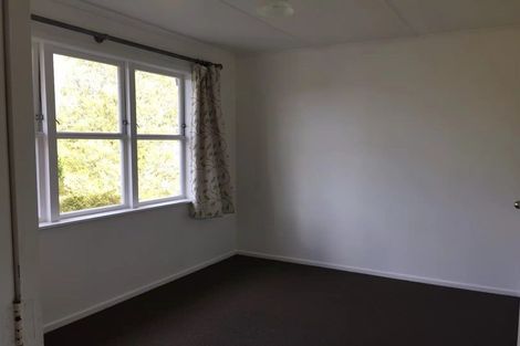 Photo of property in 36 Longburn Road, Henderson, Auckland, 0610