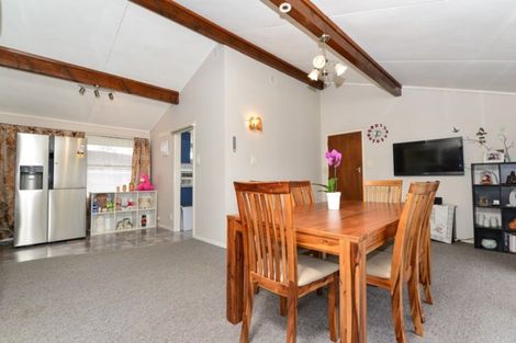 Photo of property in 4 Russleigh Drive, Dinsdale, Hamilton, 3204