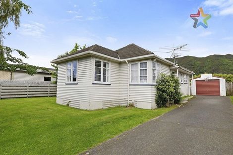 Photo of property in 10 Atiawa Crescent, Waiwhetu, Lower Hutt, 5010