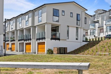 Photo of property in 13 Makamaka Lane, Albany Heights, Auckland, 0632