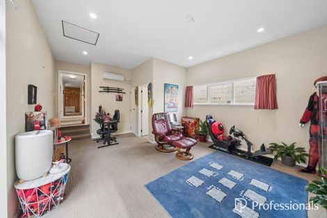 Photo of property in 3 York Avenue, Manor Park, Lower Hutt, 5019