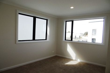 Photo of property in 9 Frances Bryers Road, Hobsonville, Auckland, 0616