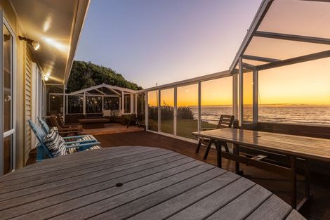 Photo of property in 24 Newry Road, Raumati Beach, Paraparaumu, 5032