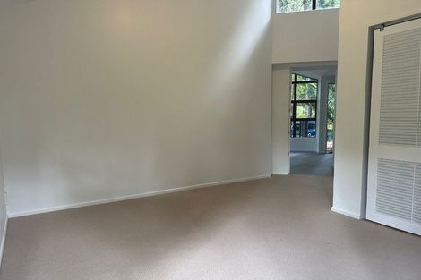 Photo of property in 16 Kaurimu Rise, Titirangi, Auckland, 0604