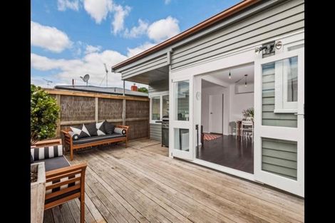 Photo of property in 15 Blair Avenue, Pukekohe, 2120