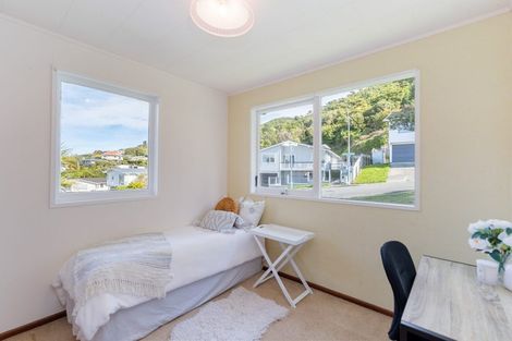 Photo of property in 1 Safari Crescent, Johnsonville, Wellington, 6037