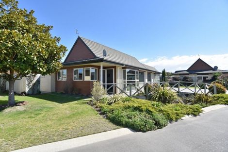 Photo of property in Rivertown Villas, 150 Williams Street, Kaiapoi, 7630