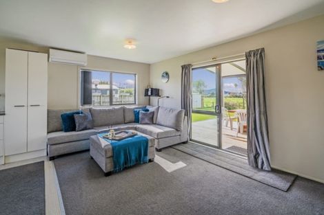 Photo of property in 8 Carina Way, Whitianga, 3510