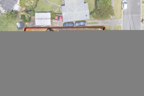 Photo of property in 13 Ewbank Place, Manurewa, Auckland, 2102