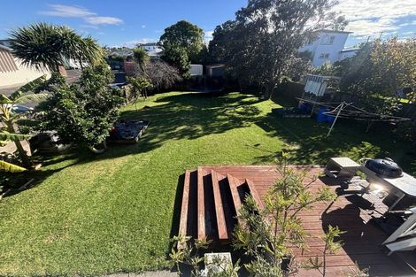 Photo of property in 454 Old Te Atatu Road, Te Atatu Peninsula, Auckland, 0610