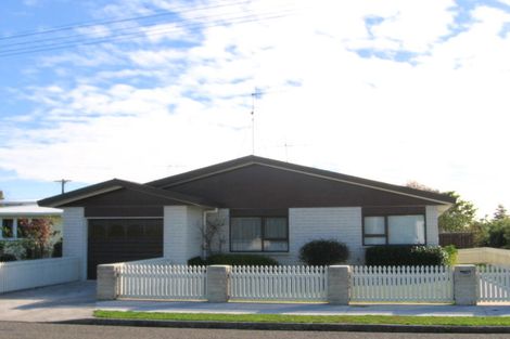 Photo of property in 23a Atmore Avenue, Otaki, 5512