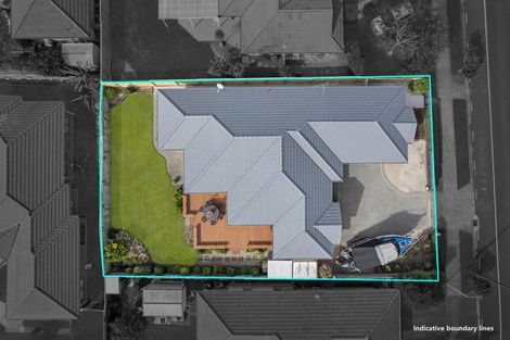 Photo of property in 15 Summerland Drive, Henderson, Auckland, 0612