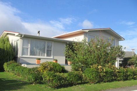 Photo of property in 5 Annan Grove, Papakowhai, Porirua, 5024