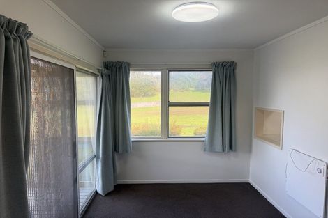 Photo of property in 14 Heather Place, Sunnynook, Auckland, 0620