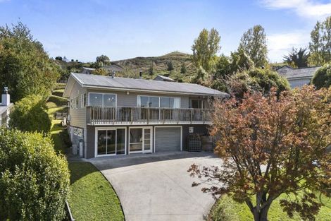 Photo of property in 27 Ruru Road, Taihape, 4720