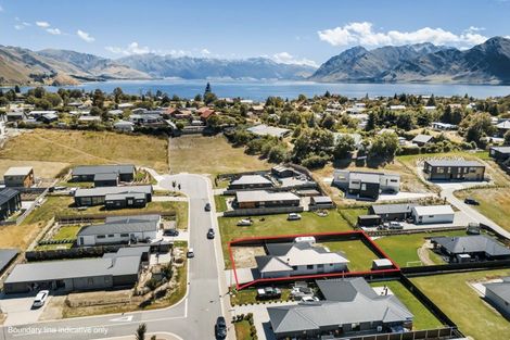 Photo of property in 10 Magpie Place, Lake Hawea, 9382