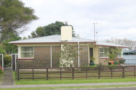 Photo of property in 64 Links Avenue, Mount Maunganui, 3116