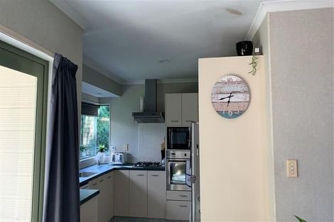 Photo of property in 33 Lavender Place, Papamoa Beach, Papamoa, 3118