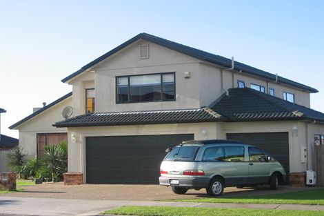 Photo of property in 20 Craigavon Drive, East Tamaki, Auckland, 2013