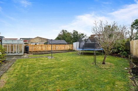 Photo of property in 15 Estuary Crescent, Fairfield, Dunedin, 9018
