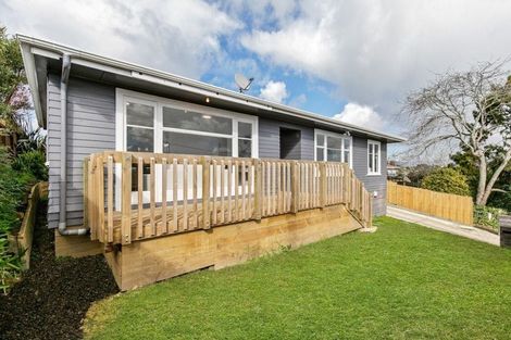 Photo of property in 53a Sylvan Crescent, Te Atatu South, Auckland, 0610