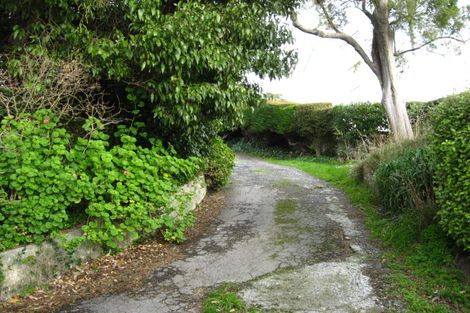 Photo of property in 35 Marine Parade, Macandrew Bay, Dunedin, 9014