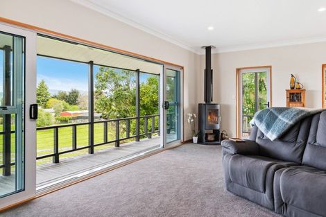 Photo of property in 60 Fryer Road, Hamurana, Rotorua, 3097