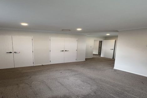 Photo of property in 16 Hikuawa Road, Flat Bush, Auckland, 2019