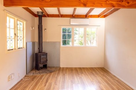 Photo of property in 13 Totara Road, Onetangi, Waiheke Island, 1081