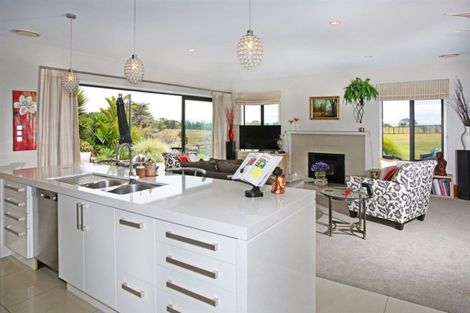 Photo of property in 35 Church View Road, Waiau Pa, Pukekohe, 2679