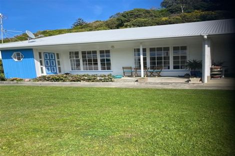 Photo of property in Regency Flats, 6/29-45 Miramar North Road, Miramar, Wellington, 6022