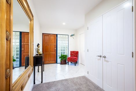 Photo of property in 117 Mangorei Road, Merrilands, New Plymouth, 4312