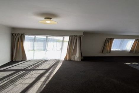 Photo of property in 2/178 Finlayson Avenue, Clendon Park, Auckland, 2103