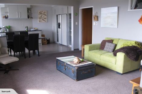 Photo of property in 4/8 Lee Road, Taradale, Napier, 4112