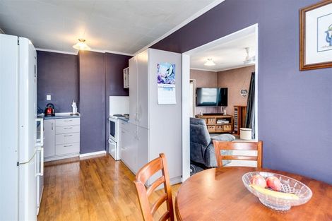 Photo of property in 86 Clarence Cox Crescent, Pirimai, Napier, 4112