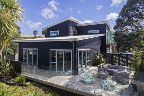 Photo of property in 1830 Ngunguru Road, Ngunguru, Whangarei, 0173