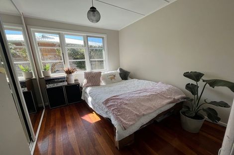 Photo of property in 10 Northfield Road, Waitakere, Auckland, 0816