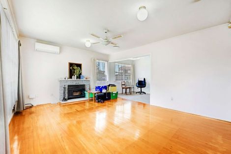 Photo of property in 27 Kairanga Street, Mangere East, Auckland, 2024