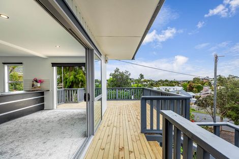 Photo of property in 52 Bay Street, Red Beach, 0932