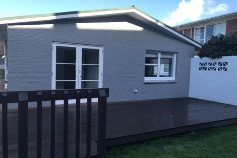 Photo of property in 1/47a Vauxhall Road, Devonport, Auckland, 0624