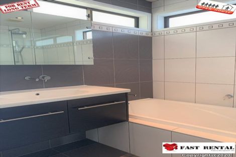 Photo of property in 9 Elliott Avenue, Bayview, Auckland, 0629