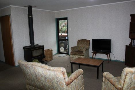 Photo of property in 137 Pohangina Valley Road East, Ashhurst, 4884