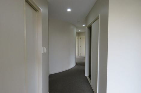 Photo of property in 6 Sheraton Place, Redwood, Christchurch, 8051