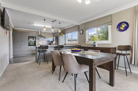 Photo of property in 60 Cutfield Street, Inglewood, 4330