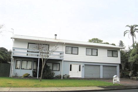 Photo of property in 8 Wesleydale Place, Papakura, 2110