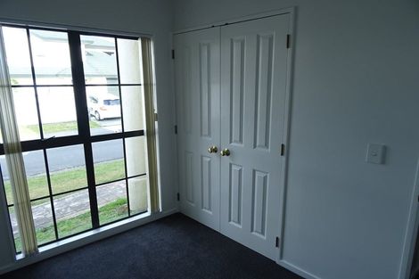 Photo of property in 1 Norwood Place, Johnsonville, Wellington, 6037