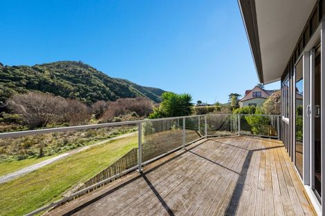 Photo of property in 3a Rohe Drive, Waikawa, Picton, 7220