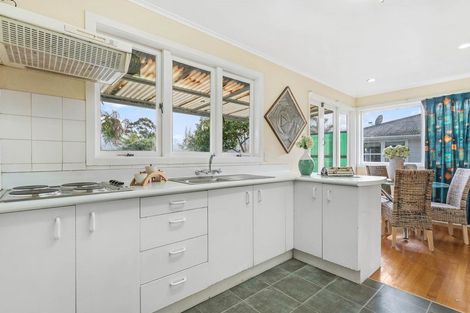 Photo of property in 36 Eastdale Road, Avondale, Auckland, 1026