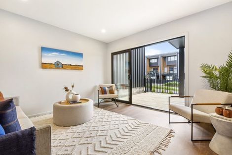 Photo of property in 118 Te Oneroa Way, Long Bay, Auckland, 0630