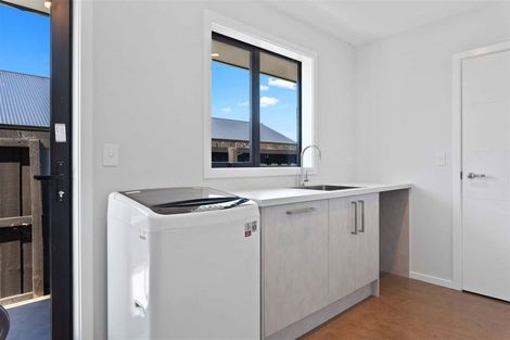 Photo of property in 9 Johnson Avenue, Amberley, 7410